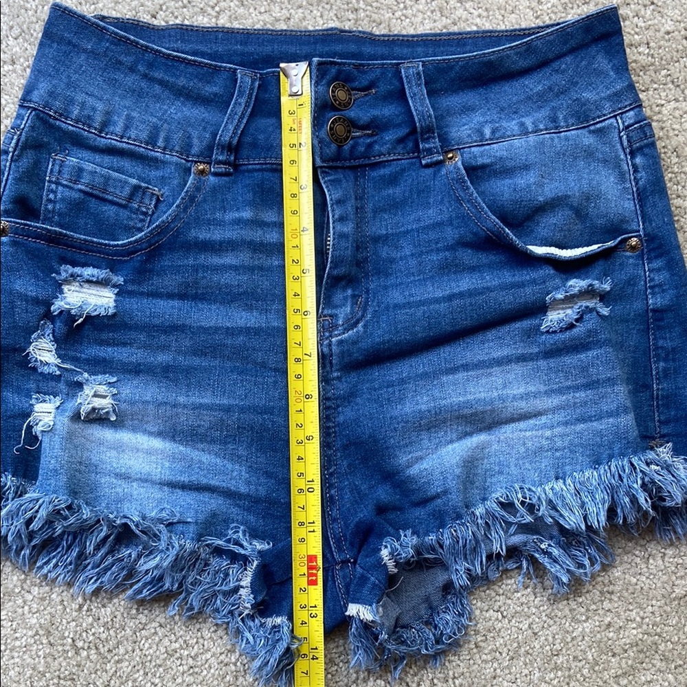 🪷Blue Denim Women's Shorts size Medium - Picture 4 of 6